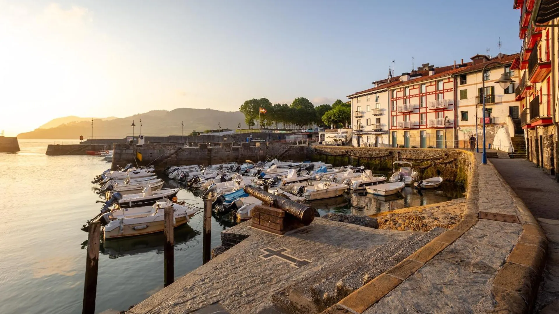 Apartamentos&Spa Mundakaport Mundaka
